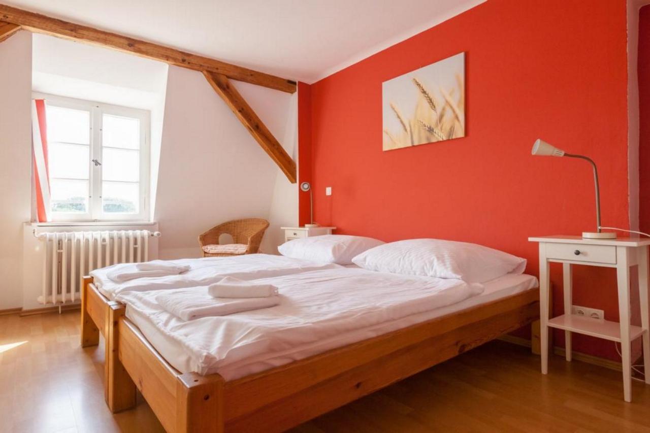 Familien- Und Freizeithotel Gutshaus Petkus エクステリア 写真